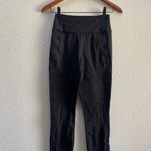 Athleta Headlands Hybrid Moto Tight Pants Ankle Zip 511135 Black Color Size 2